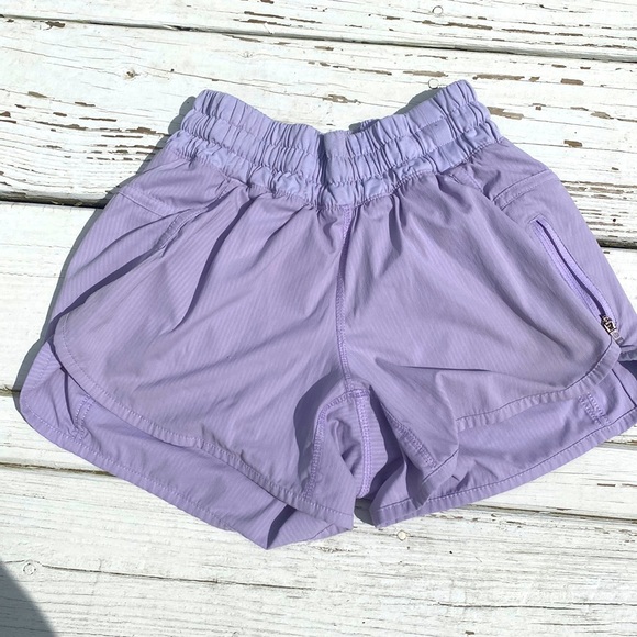 Lululemon purple shorts - Picture 1 of 5
